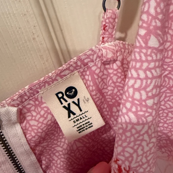 Roxy pink pattern mini dress, small - Picture 4 of 7